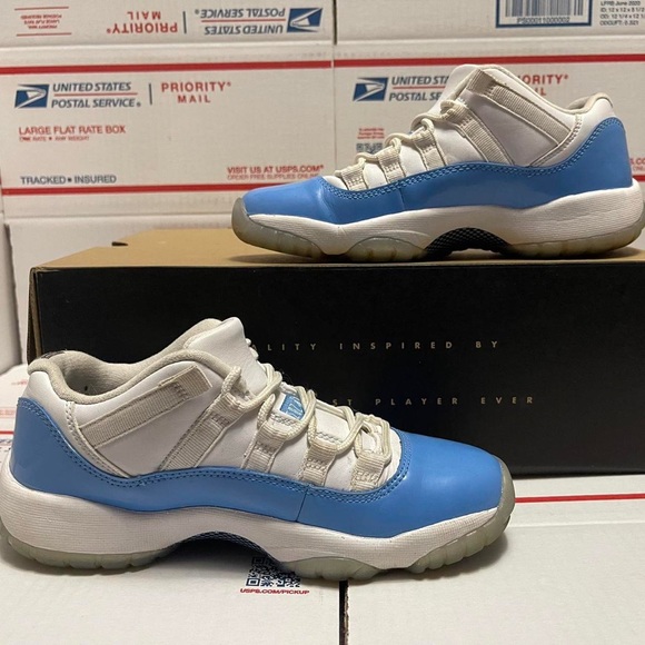 Nike Air Jordan 11 Low Retro GS “UNC” 2017